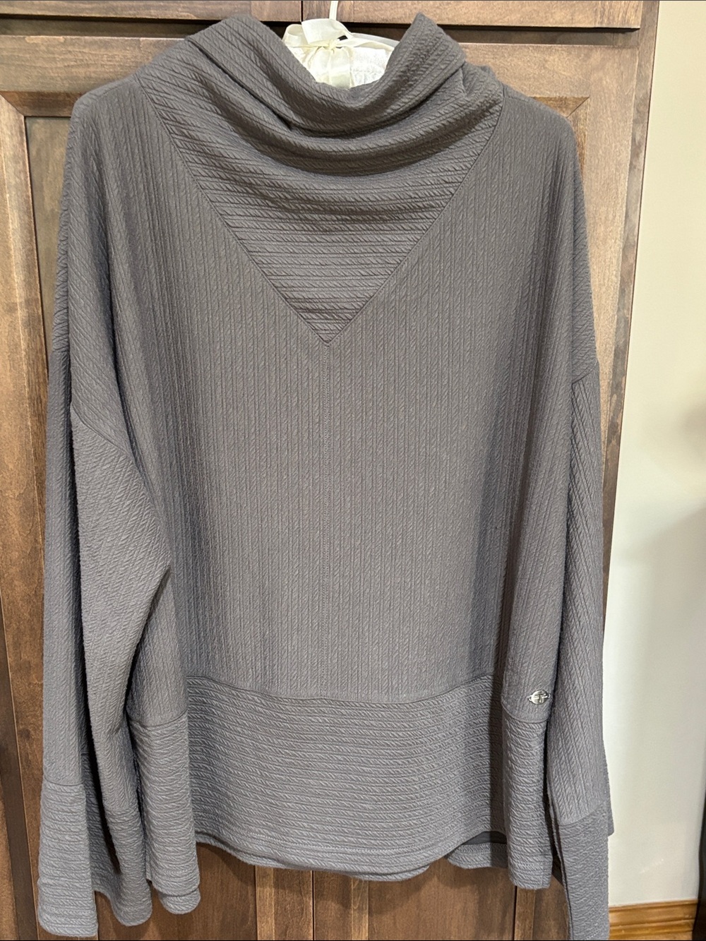 Tahari Women's Cowl Pullover Sweater Size 2X Gray